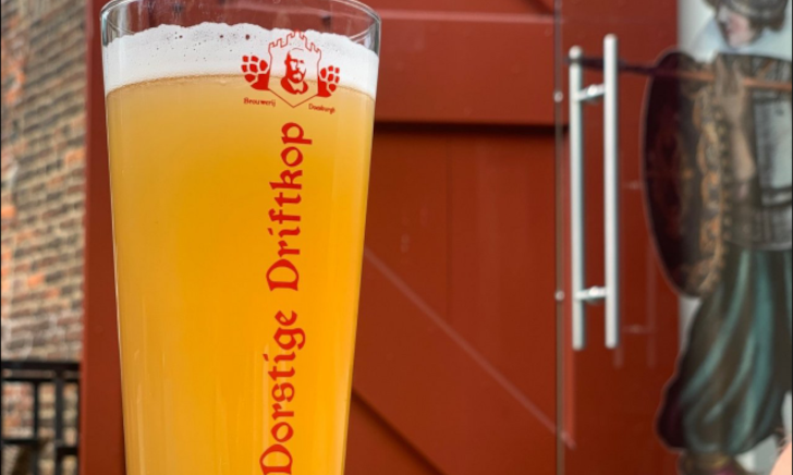 Dorstige Driftkop Soldaat bier glas
